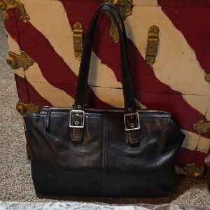 Vtg Leather Coach Hampton